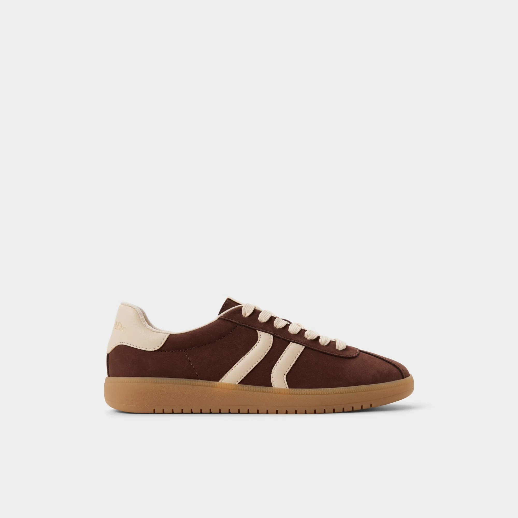 Chicsneaker 1 Chicsneaker