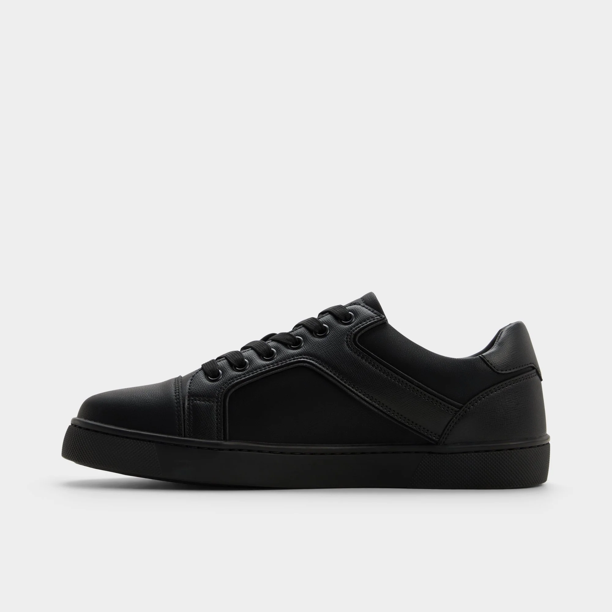 Suitsneaker 3 Suitsneaker