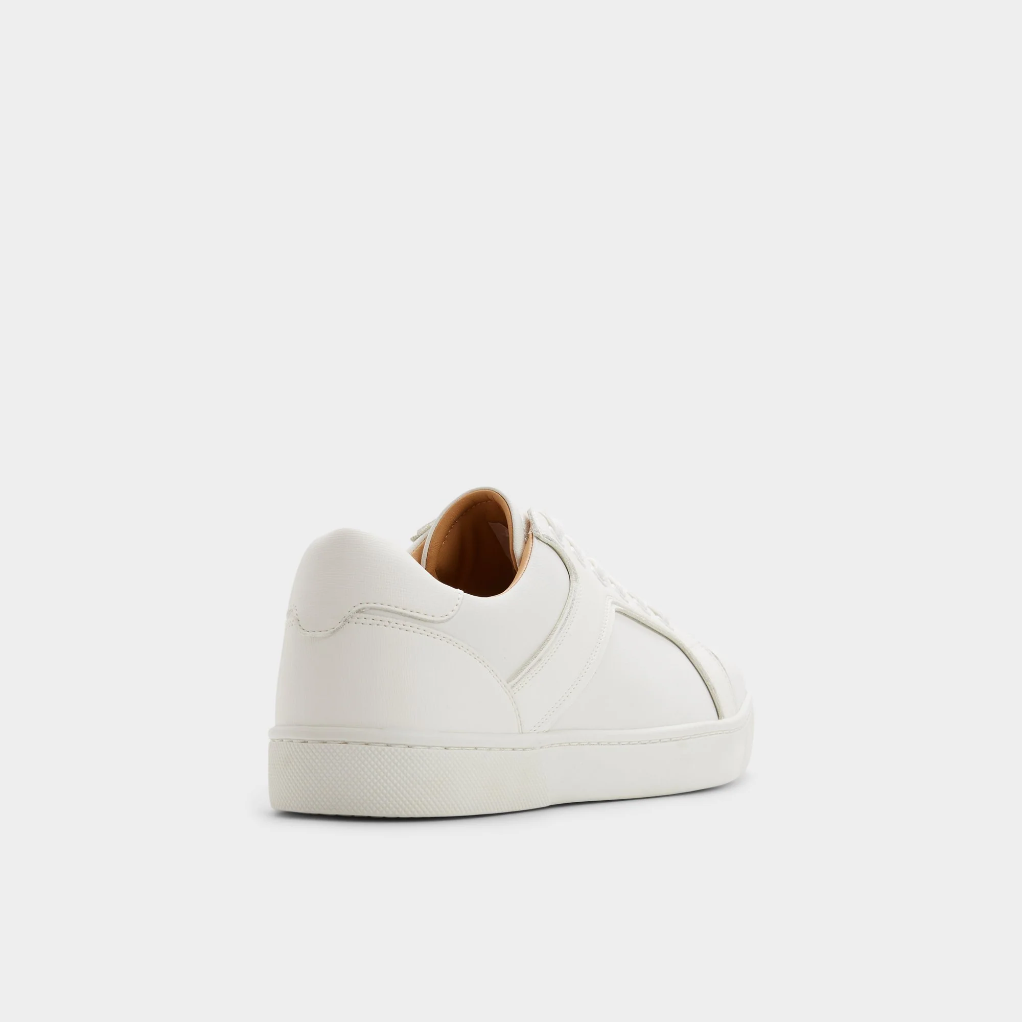 Suitsneaker 2 Suitsneaker