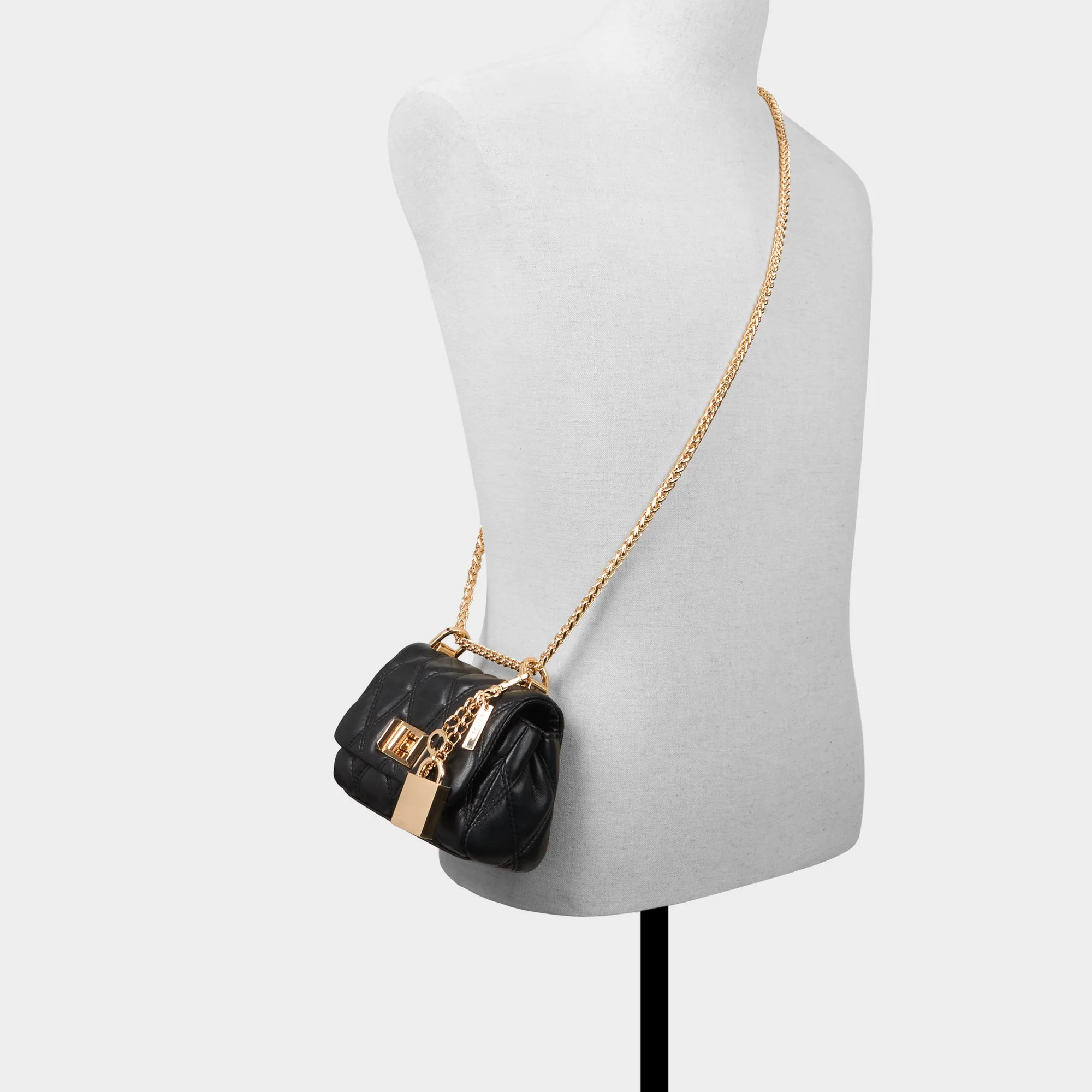 Miablackk 4 Miablackk