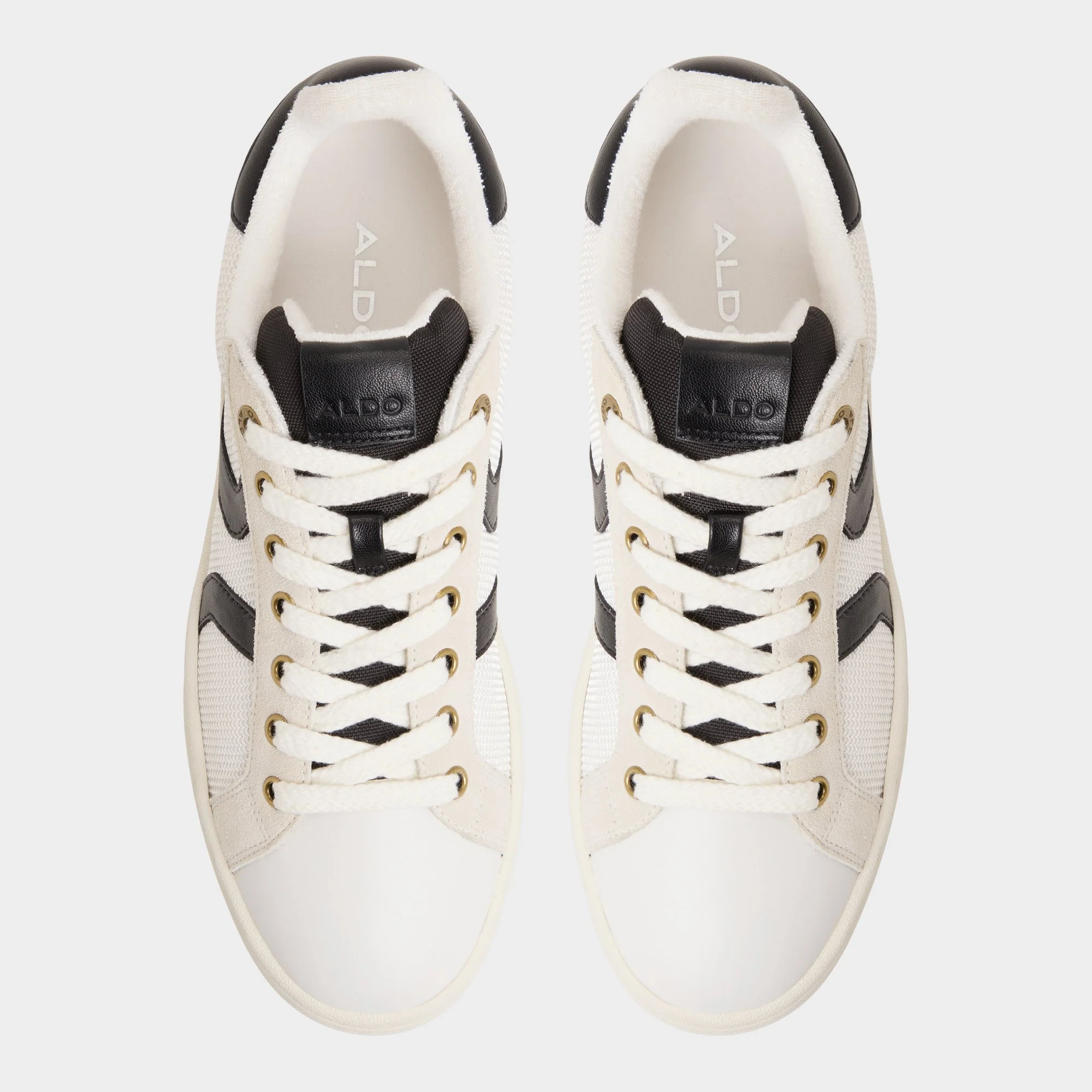 Retrokicks 6 Retrokicks
