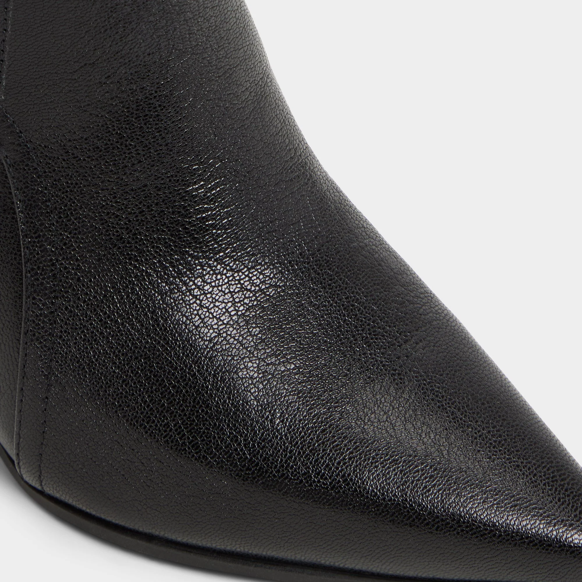 Saddle 6 Saddle
